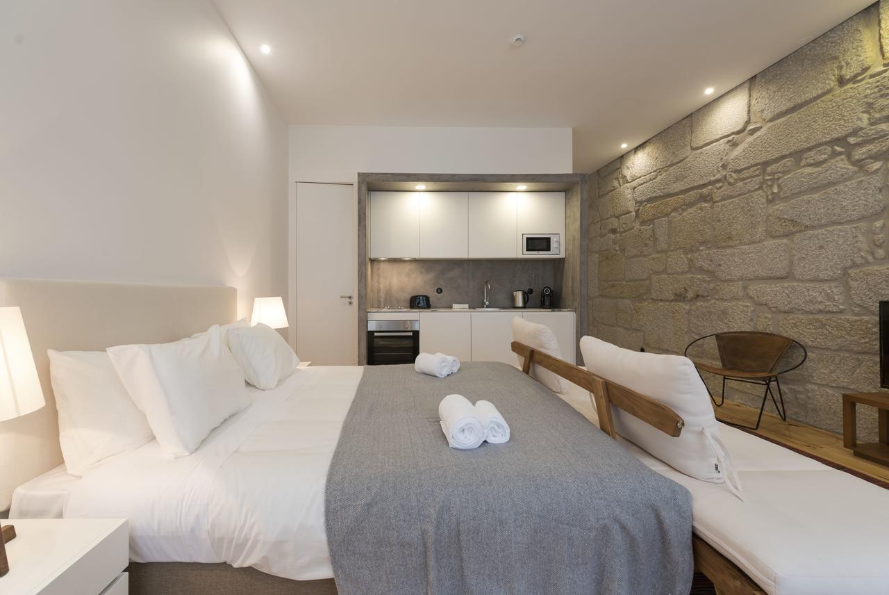 Apartment Lovelystay - Rico's - Almada 2º F *