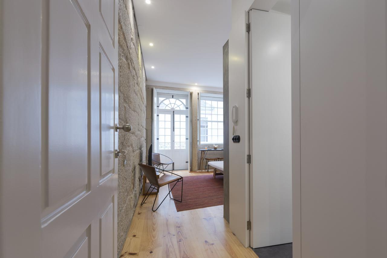 Lovelystay - Rico's - Almada 2º F Apartment *