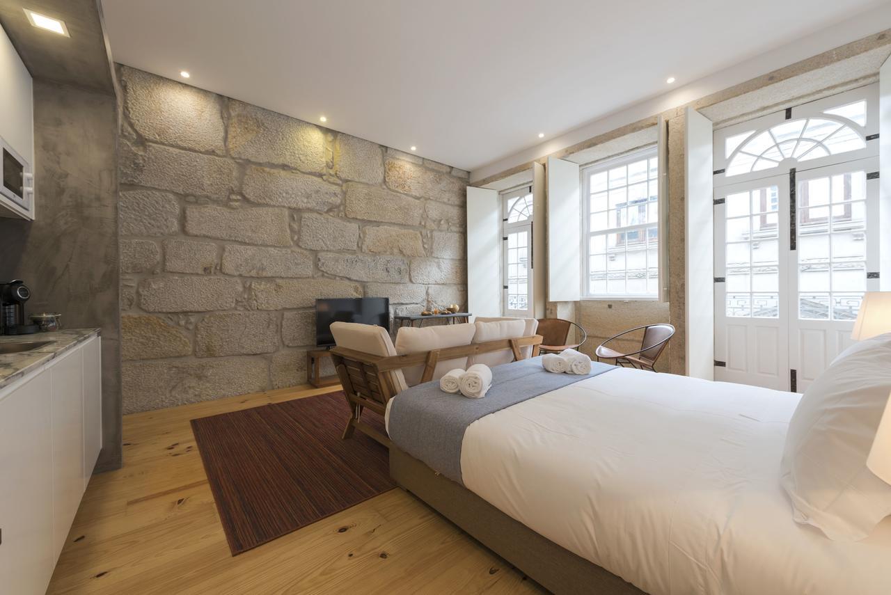 Lovelystay - Rico's - Almada 2º F Apartment